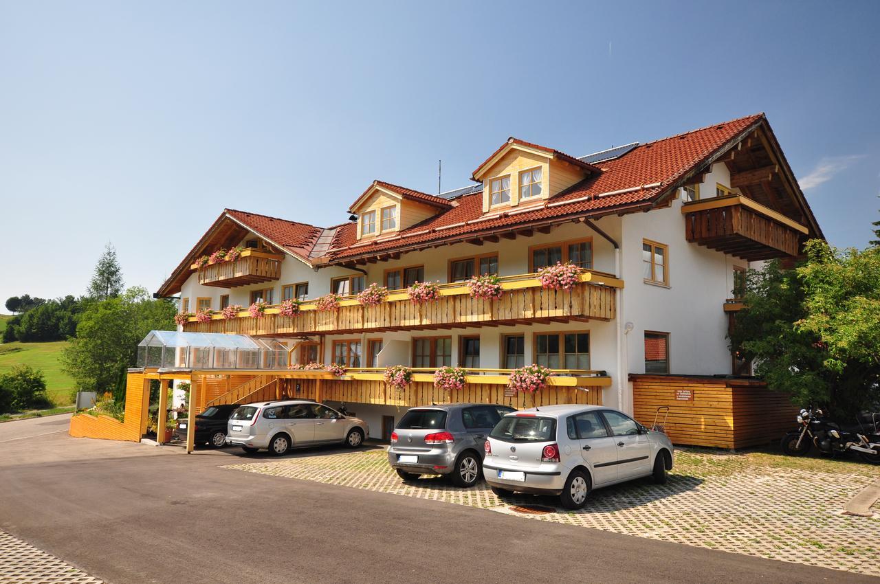 Berghues Schratt - Einfach Anders - Ihr Vegetarisches Und Veganes Biohotel Оберщауфен Екстериор снимка